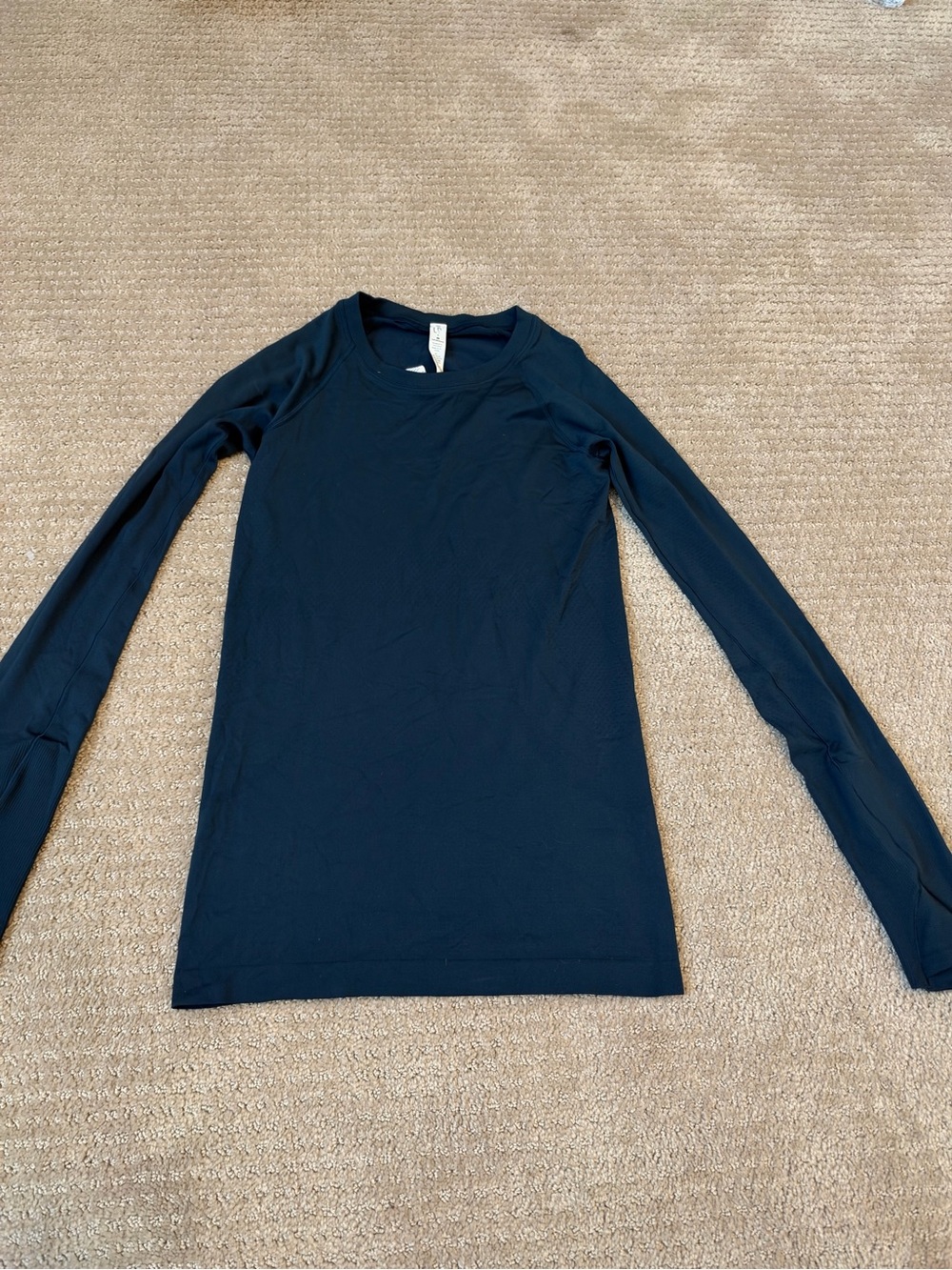 Lululemon Women’s Swiftly Tech Long Sleeve Shirt Navy